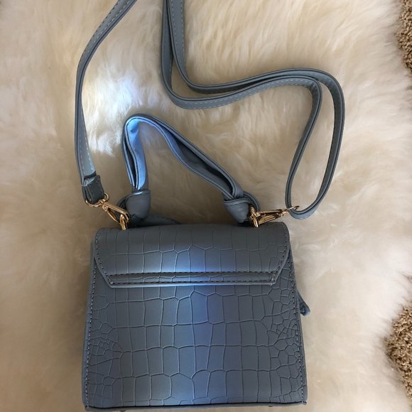 Baby Blue Faux Leather Purse NWOT - Picture 9 of 11